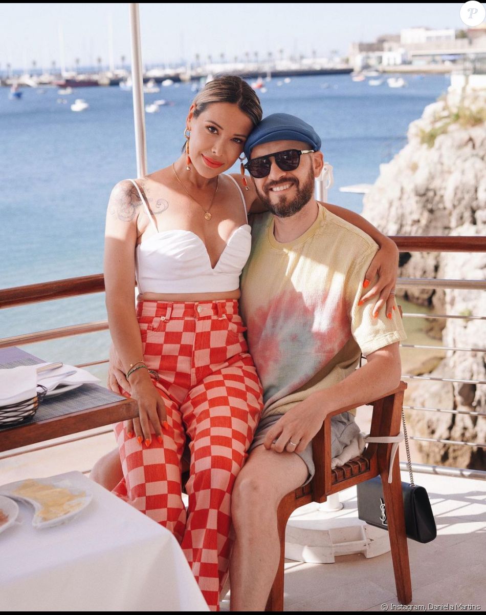 Daniela Martins complice avec son mari Julien.