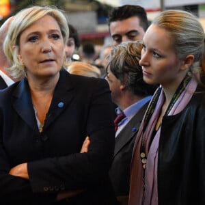 Marine Le Pen et sa nièce Marion Maréchal le 28 février 2017 au salon de l'Agriculture