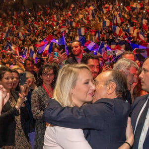 Marion Maréchal, enceinte, et Eric Zemmour - Meeting de Eric Zemmour, candidat à l'élection présidentielle, au Zénith de Toulon le 6 mars 2022