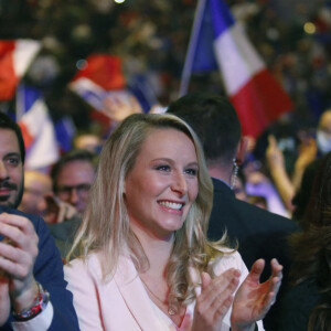 Marion Maréchal, enceinte, et Sarah Knafo - Meeting de Eric Zemmour, candidat à l'élection présidentielle, au Zénith de Toulon le 6 mars 2022