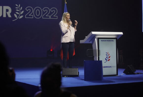 Marion Maréchal, enceinte - Meeting de Eric Zemmour, candidat à l'élection présidentielle, au Zénith de Toulon le 6 mars 2022