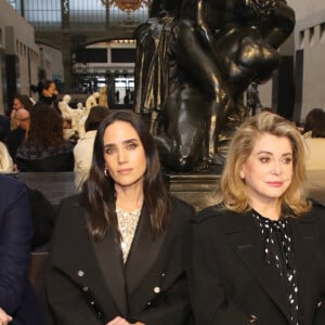 Emma Mackey, Antoine Arnault, Jennifer Connelly, Catherine Deneuve, Ava Duvernay et Alicia Vikander assistent au défilé de mode Louis Vuitton, collection prêt-à-porter automne-hiver 2022/2023, au Musée d'Orsay. Paris, le 7 mars 2022 © Borde-Rindoff / Bestimage