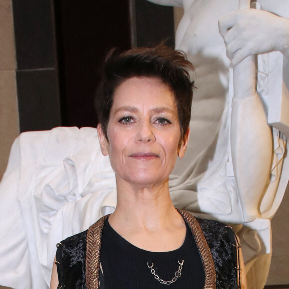 Marina Foïs assiste au défilé de mode Louis Vuitton, collection prêt-à-porter automne-hiver 2022/2023, au Musée d'Orsay. Paris, le 7 mars 2022 © Borde-Rindoff / Bestimage