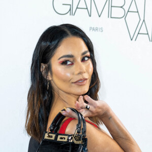 Vanessa Hudgens assiste au défilé Giambattista Valli, collection prêt-à-porter Automne/Hiver 2022/2023, au Musée d'Art Moderne. Paris, France, le 7 mars 2022. © Olivier Borde/Bestimage