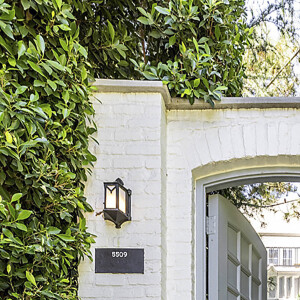 Leonardo Di Caprio a vendu sa maison de Los Angeles pour 4.9 millions de dollars, le 7 mars 2022. 