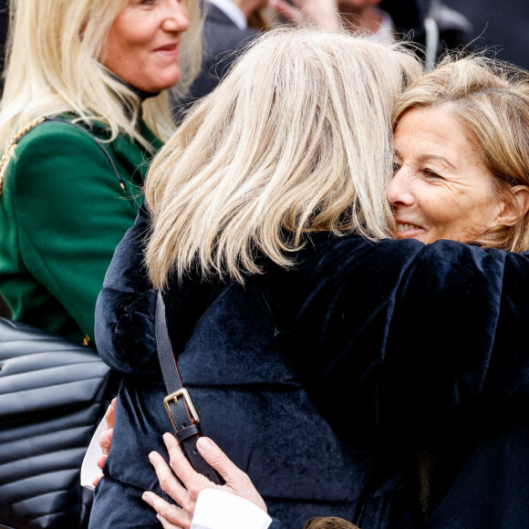 Alice Bertheaume, Claire Chazal, guest - Obsèques de Jean-Pierre Pernaut en la Basilique Sainte-Clotilde à Paris le 9 mars 2022. © Cyril Moreau / Bestimage  