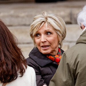 Evelyne Dhéliat - Obsèques de Jean-Pierre Pernaut en la Basilique Sainte-Clotilde à Paris le 9 mars 2022. © Cyril Moreau / Bestimage  