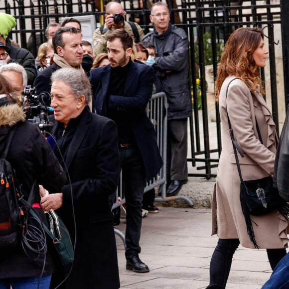 Michel Drucker, David Douillet et sa femme Vanessa - Obsèques de Jean-Pierre Pernaut en la Basilique Sainte-Clotilde à Paris le 9 mars 2022. © Cyril Moreau / Bestimage  