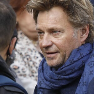 Laurent Delahousse - Obsèques de Jean-Pierre Pernaut en la Basilique Sainte-Clotilde à Paris le 9 mars 2022. © Denis Guignebourg/ Bestimage 