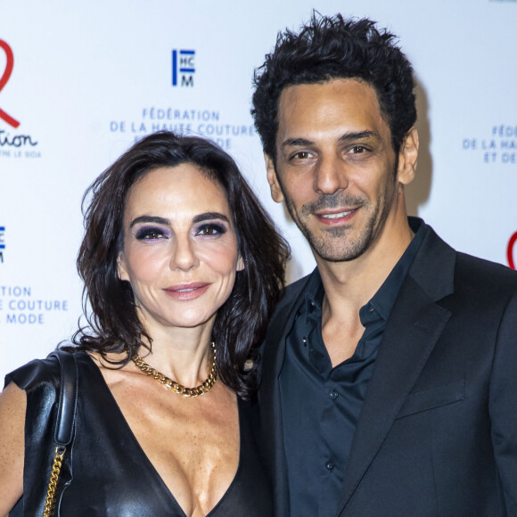 Tomer Sisley et sa femme Sandra lors du photocall de la 18ème édition du "Dîner de la mode du Sidaction" au Pavillon Cambon Capucines - Potel et Chabot à Paris, France. © Olivier Borde/Bestimage 