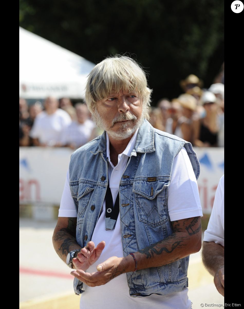 Le chanteur Renaud - Tournoi de pétanque Grand Prix des Personnalités d 'Isle sur la Sorgue dans le Vaucluse (84) le 24 juin 2017 © Eric Etten / Bestimage