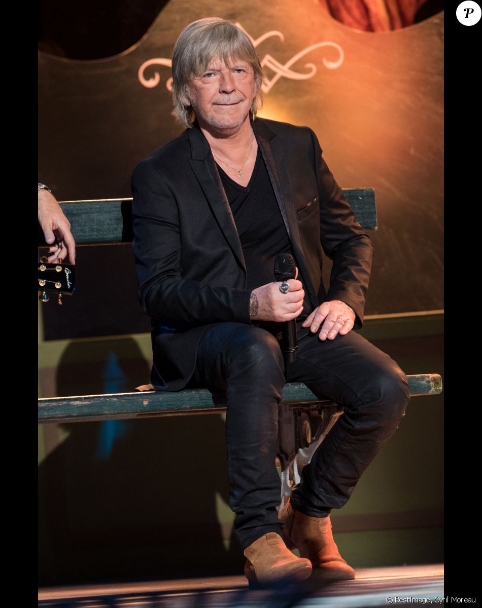 Exclusif - Le chanteur Renaud (Renaud Séchan) - Tournage de l'émission "Merci Renaud" dans les studios de la Plaine Saint-Denis, qui sera diffusée en prime time sur France 2. © Cyril Moreau / Bestimage