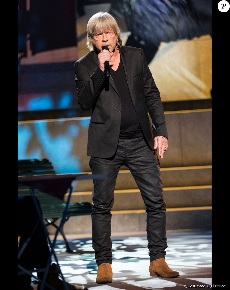 Exclusif - Le chanteur Renaud (Renaud Séchan) - Tournage de l'émission "Merci Renaud" dans les studios de la Plaine Saint-Denis le 15 novembre 2016, diffusée le samedi 17 décembre 2016 en prime time sur France 2. © Cyril Moreau / Bestimage