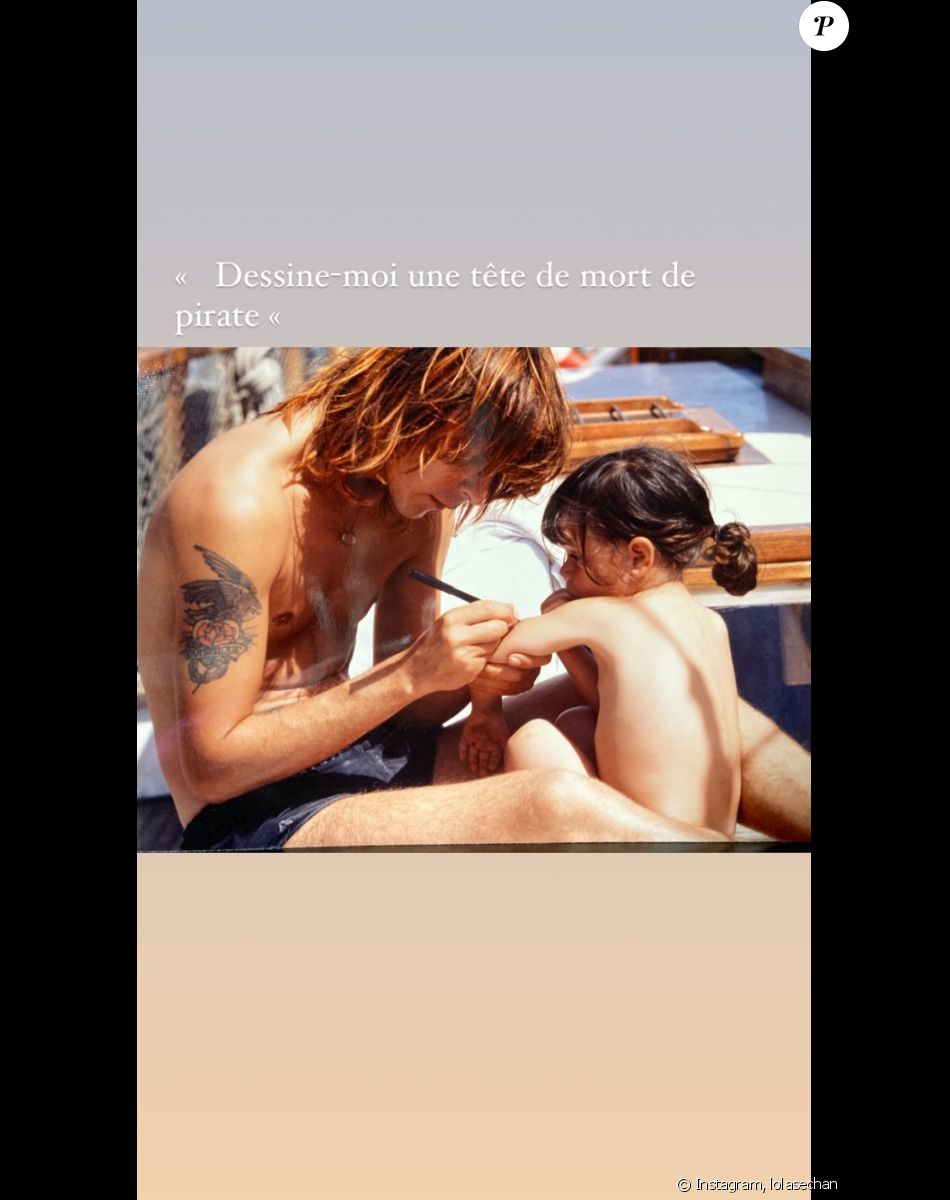 Photo souvenir de Renaud et sa fille Lolita, remontant aux années 1980, sur Instagram.