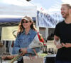 Calvin Harris et sa compagne Aarika Wolf passent l'après-midi au Farmer's Market à Studio City, Los Angeles, Californie , etats-Unis, le 14 avril 2019. 