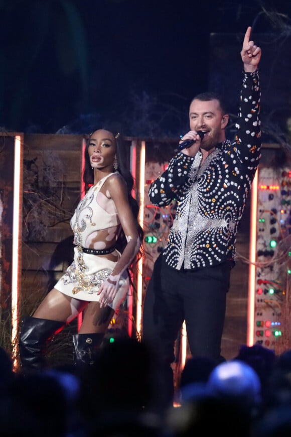 Sam Smith, Winnie Harlow, Calvin Harris lors de la cérémonie des "Brit Awards 2019" à l'O2 Arena à Londres, le 20 février 2019. 