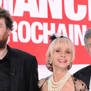 Exclusif - Olivier De Benoist, Victoria Abril et Lionnel Astier - Enregistrement de l'émission "Vivement Dimanche prochain", présentée par M.Drucker et diffusée le 13 mars sur France 2 © Guillaume Gaffiot / Bestimage