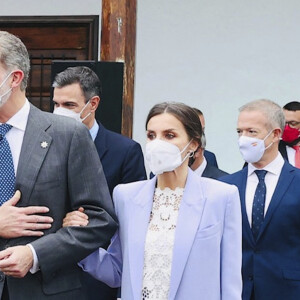 Le roi Felipe et la reine Letizia d'Espagne visitent l'île de La Palma pour soutenir et rendre hommage aux victimes du volcan Cumbre Vieja. La Palma - 12 mars 2022