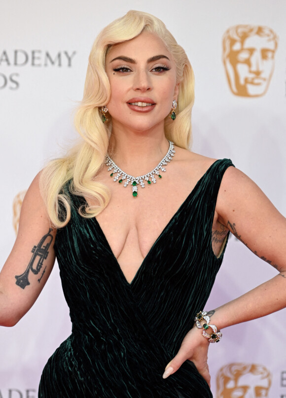 Lady Gaga - Photocall de la cérémonie des BAFTA 2022 (British Academy Film Awards) au Royal Albert Hall à Londres le 13 mars 2022. 