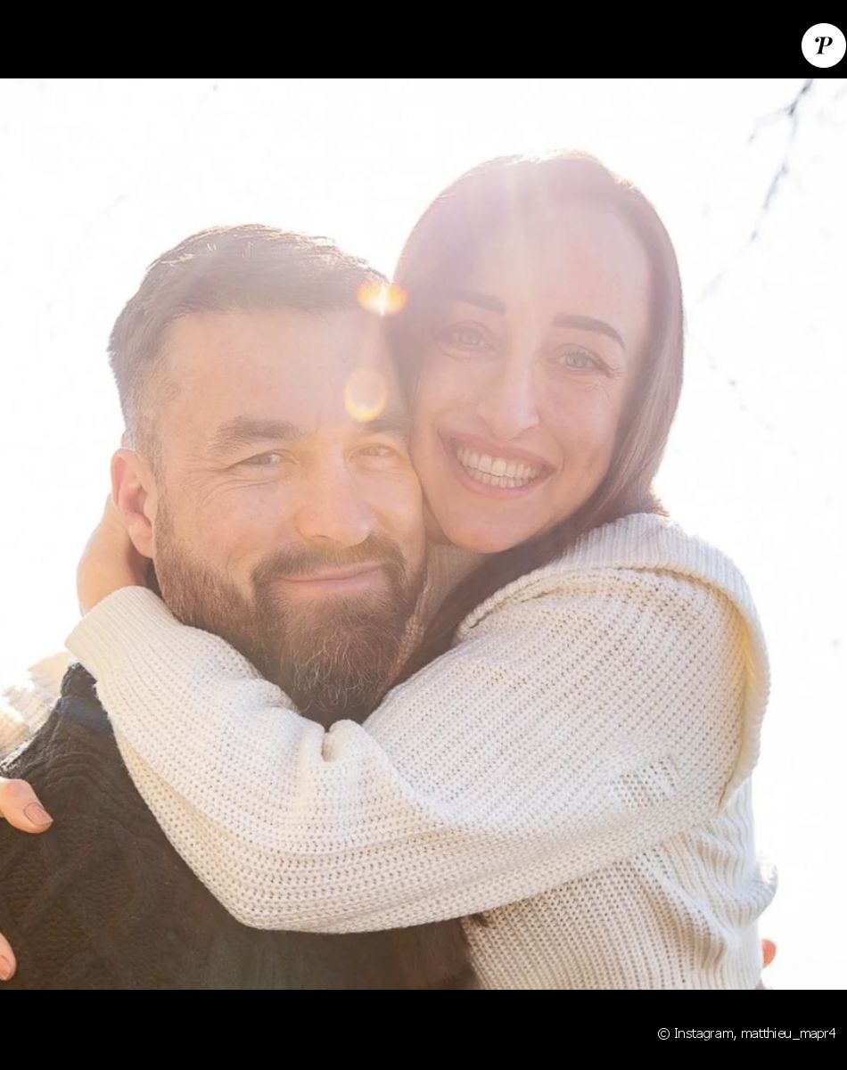 Matthieu (Mariés au premier regard 2020) est de nouveau en couple et présente sa compagne, une certaine Charlène. Instagram