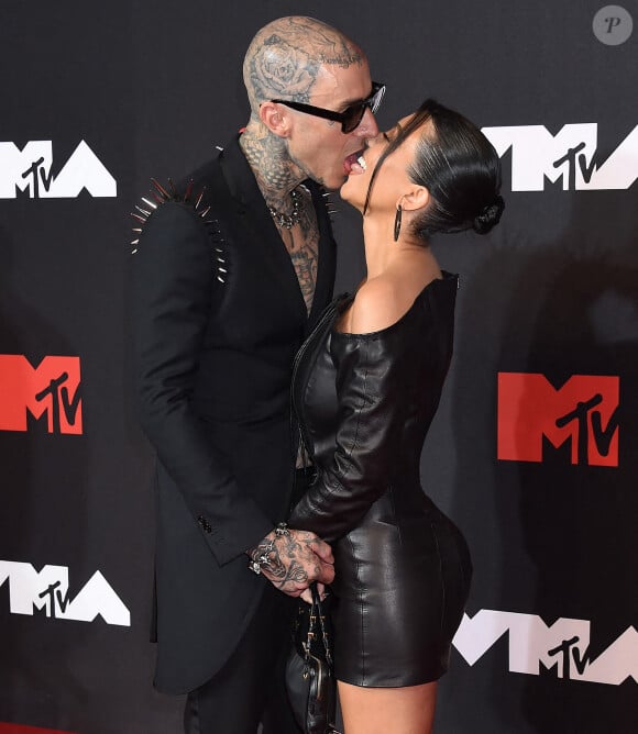 Kourtney Kardashian et Travis Barker assistent aux MTV Video Music Awards 2021 au Barclays Center. Brooklyn, New York, le 12 septembre 2021.