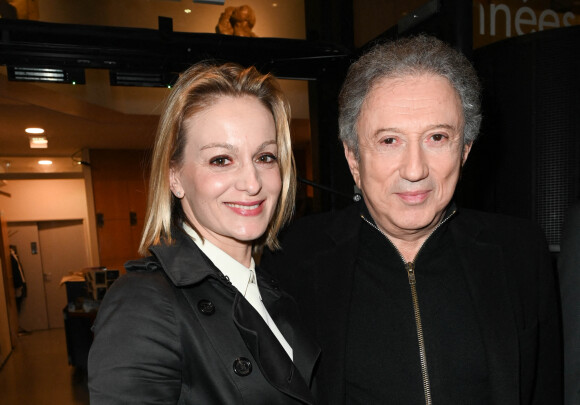 Audrey Crespo-Mara et Michel Drucker - Vernissage de l'exposition Jean Gabin à l'Espace Landowski / Musée des Années 30 à Boulogne-Billancourt le 8 mars 2022. © Coadic Guirev/Bestimage