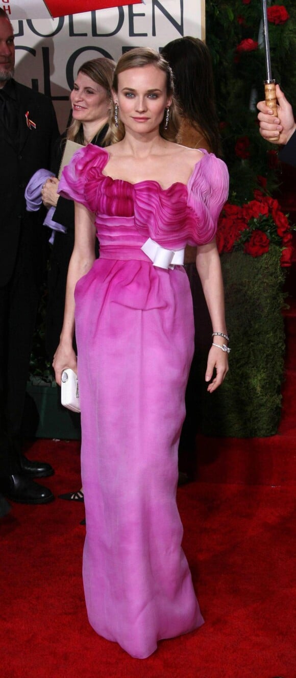 Diane Kruger a choisi une robe Christian Lacroix pour briller sur le tapis rouge. Le 17/01/10