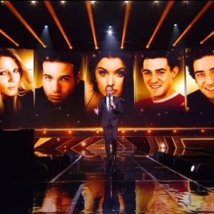 Nikos Aliagas lors du prime des 20 ans de la "Star Academy", sur TF1, le 30 octobre 2021
