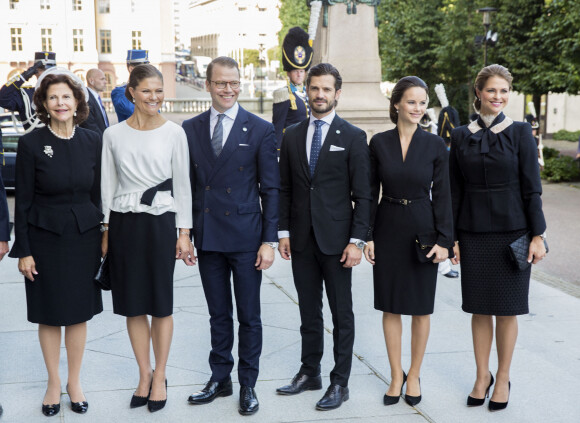 La reine Silvia, la princesse Victoria, le prince Daniel, le prince Carl Philip, la princesse Sofia (Hellqvist) et la princesse Madeleine - La famille royale de Suède à la session d'ouverture du parlement à Stockholm. Le 13 septembre 2016