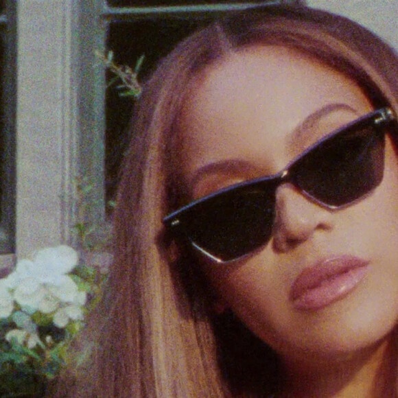 Capture d'écran - La dernière publicité de Beyonce pour Ivy Park x Adidas avec ses filles Blue Ivy et Rumi Carter. James Harden, Ava Phillippe, Natalia Bryant, Jalen Green et Deacon Phillippe figurent également dans la campagne. 