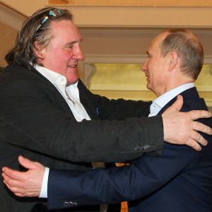 Gérard Depardieu a été reçu par Vladimir Poutine dans sa datcha de Sotchi sur les bords de la Mer Noire.