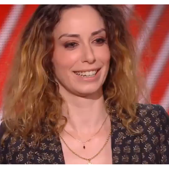 Paloma et Louise, Talents dans l'équipe de Vianney, s'affrontent en battle dans "The Voice 11" - Emission du 2 avril 2022, TF1