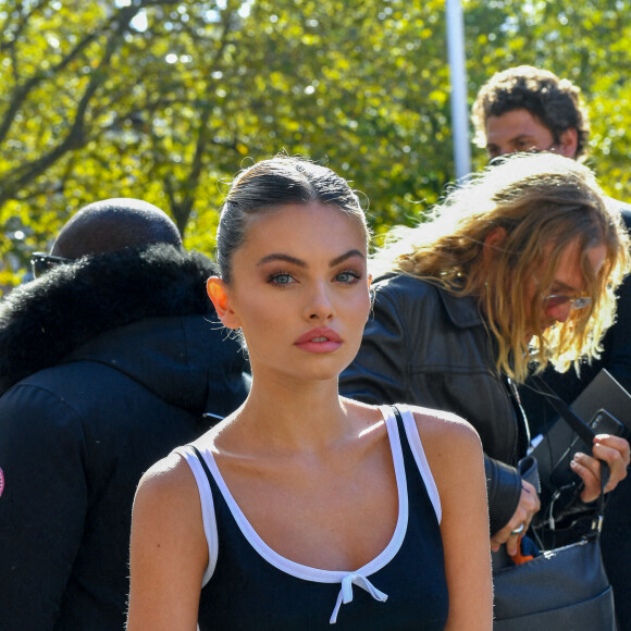 Thylane Blondeau arrive au défilé de mode Miu Miu lors de la Fashion Week printemps/été 2022 à Paris, France, le 5 octobre 2021. © Veeren Ramsamy-Christophe Clovis/Bestimage 