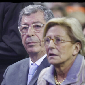 Patrick Balkany, Isabelle Balkany - Meeting, réunion publique d'avant premier tour des élections régionales de Valérie Pécresse au Gymnase Michel Ricard de Rueil-Malmaison le 3 décembre 2015.