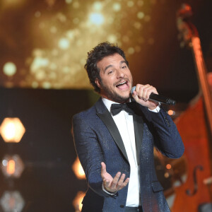 Exclusif - Amir Haddad - Enregistrement de l'émission "Bon anniversaire Line" à l'occasion des 90 ans de L.Renaud au Théâtre Bobino à Paris, qui sera diffusée le Mardi 3 juillet à 20h55 sur France 2. © Coadic Guirec / Bestimage 