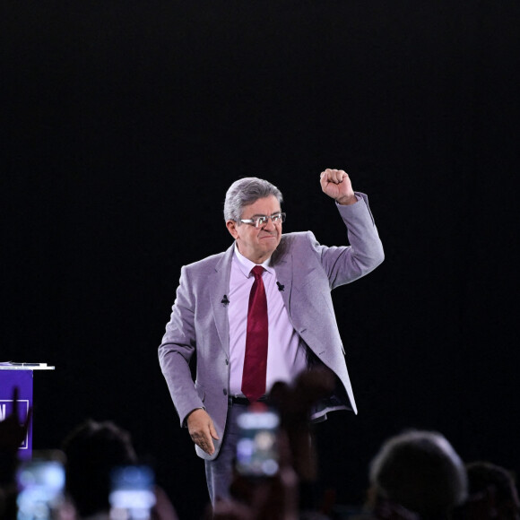 Jean-Luc Mélenchon, candidat du parti La France Insoumise (LFI) à l'élection présidentielle 2022, lors d'un meeting à Lille, France, le 5 avril 2022.