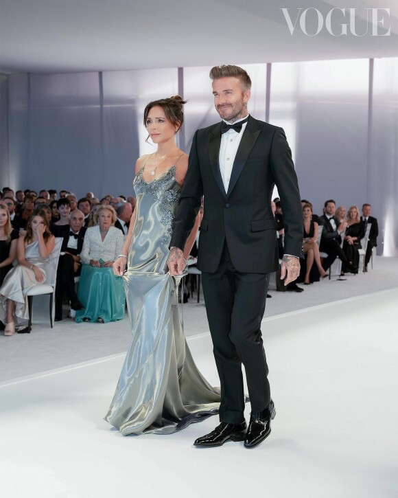 David Beckham et Victoria Beckham pour le mariage de leur fils, Brooklyn. @ Instagram / Victoria Beckham / Vogue