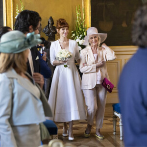 Exclusif - Audrey Fleurot et Claire Nadeau - Séquence "Le mariage" - Tournage du téléfilm " Ils s'aiment... enfin presque ", qui sera diffusé le lundi 18 avril à 21h10 sur TF1. © Cyril Moreau / Bestimage 