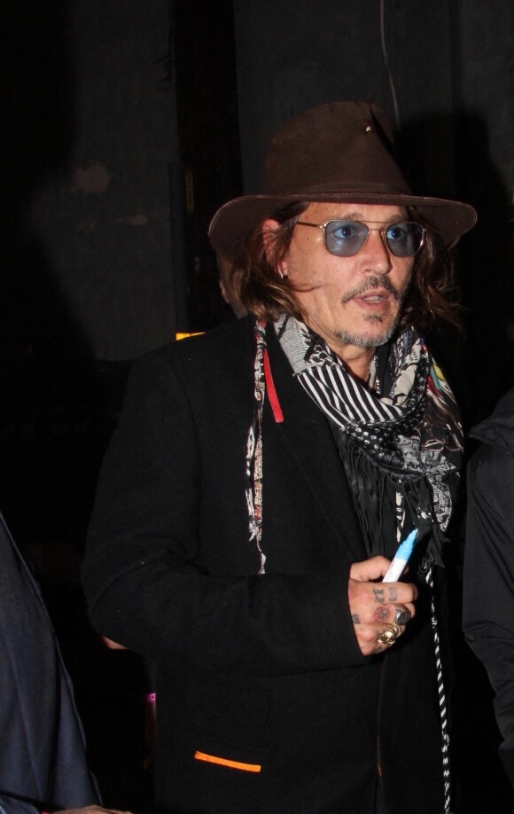 L'acteur Johnny Depp assiste à un concert de charité à Hollywood, Los Angeles, Californie, Etats-Unis, le 19 mars 2022.