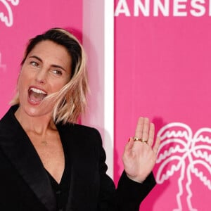 Info du 7 avril 2022 - Alessandra Sublet quitte les plateaux télé - Alessandra Sublet - Arrivées au photocall de la cérémonie de clôture sur le pink carpet de la 5ème édition du Festival International Canneseries à Cannes le 6 avril 2022. © Norbert Scanella / Panoramic / Bestimage 