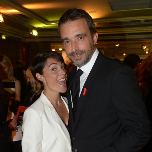 Alessandra Sublet et son mari Clément Miserez - Dîner de la mode pour le Sidaction au pavillon d'Armenonville à Paris. Le 23 janvier 2014