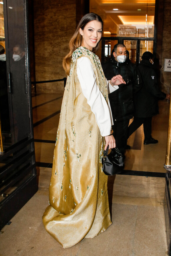 Iris Mittenaere arrive au défilé Stéphane Rolland Haute-Couture 2022 au au palais de Chaillot dans le cadre de la Fashion Week de Paris, France, le 25 janvier 2022. © Veeren-Clovis/Bestimage 