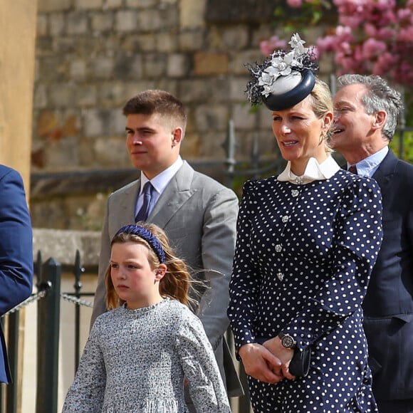 Mike et Zara Tindall avec leur fille Mia - La famille royale britannique quitte la chapelle Saint-Georges de Windsor après la messe de Pâques, le 17 avril 2022.  British Royal family attend the Easter Mattins Service at St George's Chapel at Windsor Castle in Berkshire. Picture date: Sunday April 17, 2022. 