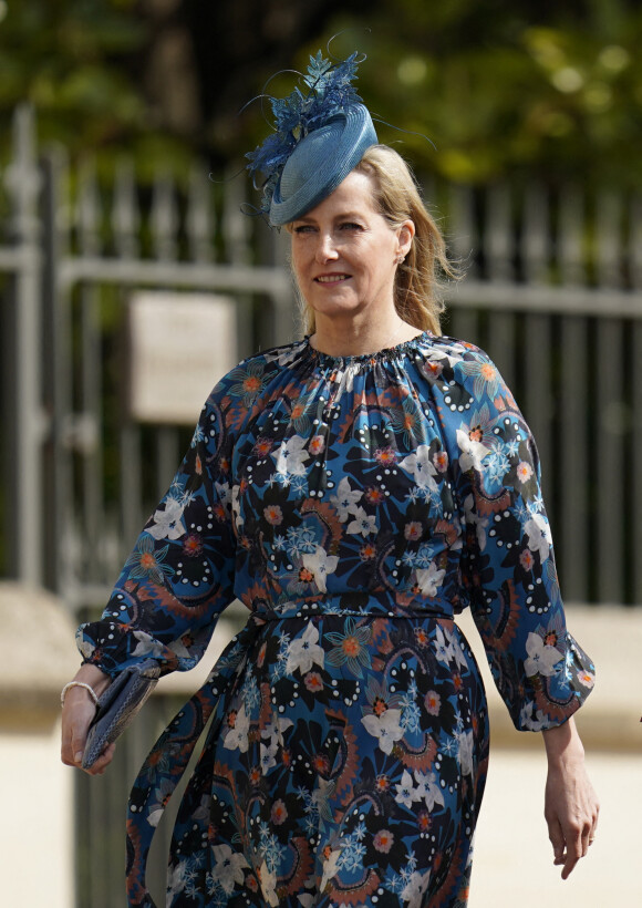 Sophie Rhys-Jones, comtesse de Wessex - La famille royale britannique quitte la chapelle Saint-Georges de Windsor après la messe de Pâques, le 17 avril 2022. 