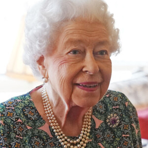 La reine Elizabeth II d'Angleterre s'exprime lors d'une audience au château de Windsor, le 16 février 2022.