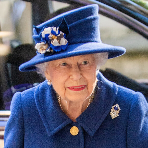 La reine Elizabeth II d'Angleterre arrive à un service d'action de grâce à l'abbaye de Westminster pour marquer le centenaire de la Royal British Legion, à Londres, le 12 octobre 2021.
