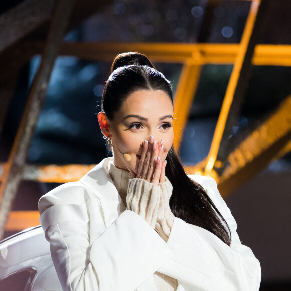 Nabilla Benattia - Enregistrement de l'émission "La Chanson secrète 10" au 1er étage de la Tour Eiffel à Paris, diffusée le 22 janvier sur TF1 à 21h10 © Tiziano Da Silva / Bestimage