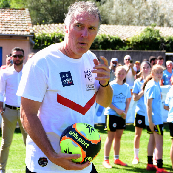 Exclusif - Laurent Blanc - Match de football caritatif du Variétés Club de France contre l'union départementale des pompiers de l'Ardèche au profit des pilotes de canadairs décédés en mission au Stade Georges Marquand à Aubenas en Ardèche le 18 avril 2022. Les deux équipes se sont quittées sur le score de 2 buts partout devant un public conquis et nombreux, environ 2500 spectateurs ont assisté à cette belle fête du football. 15.000 euros ont été récoltés. © Romain Doucelin/Bestimage