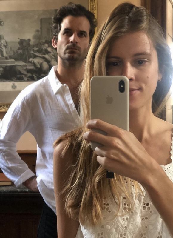 Monica Ainley est la femme de Marc de La Villardière, le fils du journaliste Bernard de La Villardière - Instagram