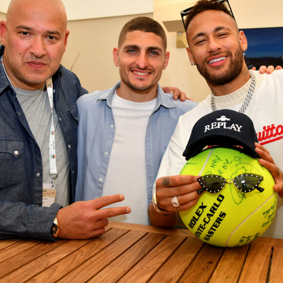 Exclusif - Matteo Sinigaglia, CEO de Replay, Marco Verratti et Neymar - Loge Replay - Tennis : Les célébrités assistent à la 115ème édition du Rolex Monte-Carlo Masters à Monaco le 11 avril 2022 © Bruno Bebert / Bestimage